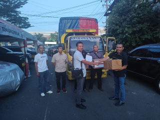 Satreskrim Polres Pelabuhan Tanjung Perak Serahkan Jutaan Batang Rokok Ilegal Ke Bea Cukai