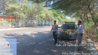 Polsek Kenjeran Laksanakan Patroli Antisipasi Kejahatan di Pintu Keluar Parkiran THP Kenjeran