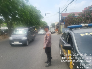 Polsek Asemrowo Laksanakan Patroli Pemantauan di SPBU Dupak Rukun
