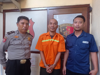 Polsek Semampir Amankan Seorang Pengedar Sabu Asal Semut Baru Surabaya.