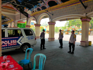 Patroli Kewilayahan Polsek Kenjeran di Bulak