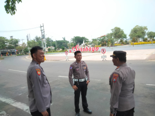 Polsek Kenjeran Tingkatkan Patroli Antisipasi Kerawanan di Taman Suroboyo