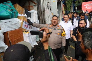 Personil Polsek Asemrowo Lakukan Patroli Sambang di Depo PLN Tambak Langon