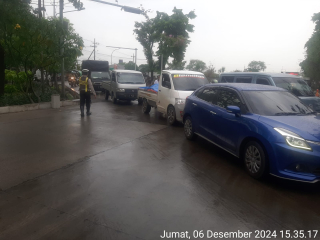 Polsek Asemrowo Gelar Patroli Lalu Lintas Sore di TL Dupak Rukun