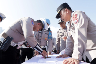 Polda Jatim Lakukan Pengecekan Senpi dan Amunisi Anggota