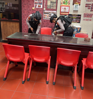 Sterilisasi Klenteng Jelang Imlek, Polres Tanjung Perak Pastikan Tempat Ibadah Aman