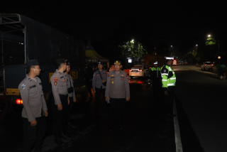 Patroli Skala Besar di Surabaya, Polres Pelabuhan Tanjung Perak Pastikan Keamanan Jelang Idul Fitri