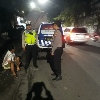 Polsek Asemrowo Pimpin Patroli Harkamtibmas dan Dialogis di Jalan Tanjungsari dan Simorejosari