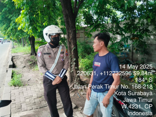 Satlantas Polres Pelabuhan Tanjung Perak Edukasi Masyarakat Melalui Program Mahameru Lantas