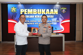 Polres Pelabuhan Tanjung Perak Sambut Peserta Didik Sespimmen Polri Dikreg ke-65 untuk Kuliah Kerja Profesi