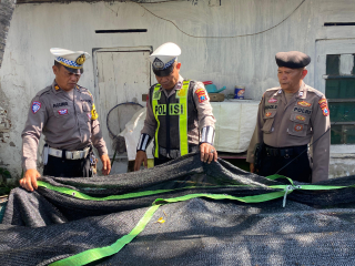 Patroli Harkamtibmas di Kampung Tangguh, Polsek Semampir Dukung Ketahanan Pangan Lewat Budidaya Lele