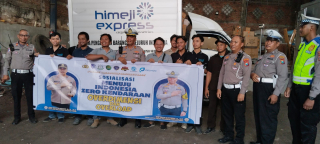 Satlantas Polres Pelabuhan Tanjung Perak Gencarkan Sosialisasi Zero ODOL kepada Pengusaha Transportasi"