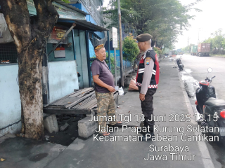 Anggota Satsamapta Pos Pol Berlian Laksanakan Patroli Dialogis di Jln Prapat Kurung Selatan