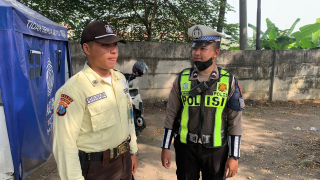 Satlantas Polres Pelabuhan Tanjung Perak Gelar Kegiatan MAHAMERU LANTAS di Wilayah Hukumnya