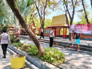 Polsek Kenjeran Gelar Bhakti Religi di Sanggar Agung Kenpark dalam Rangka HUT Bhayangkara ke-79