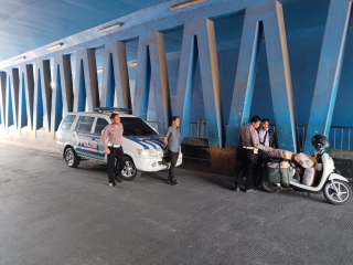 Patroli Preventif Polsek Kenjeran di Jembatan Suramadu Antisipasi 3C dan Potensi Kejahatan Lainnya