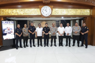 Perkuat Sinergi, Polda Jatim dan Bea Cukai Tingkatkan Pengawasan Barang Ilegal