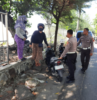 Polsek Kenjeran Imbau Pengunjung Pantai Batu-Batu Waspadai Curanmor