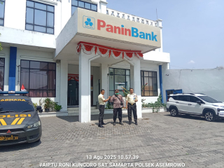 Polsek Asemrowo Laksanakan Patroli Dialogis di Bank Panin Jalan Tambak Langon