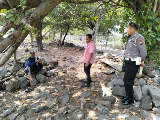 Polsek Kenjeran Laksanakan Patroli Harkamtibmas di Pantai Batu-Batu