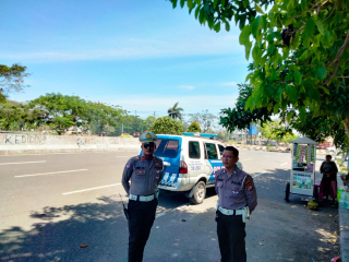 Polsek Kenjeran Laksanakan Patroli di Jalur Lingkar Luar Timur Surabaya, Antisipasi 3C dan Balap Liar