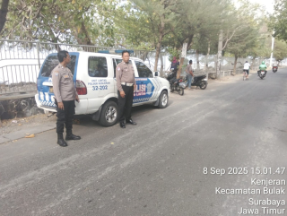 Polsek Kenjeran Gelar Patroli Harkamtibmas di Pantai Batu-Batu Kejawan Lor Antisipasi Kerawanan 3C