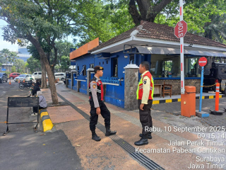 Patroli Dialogis Sat Samapta Antisipasi Kerawanan Kamtibmas Di Kawasan Pelabuhan