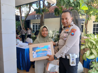 Bhakti Kesehatan Dan Bhakti Sosial Dalam Rangka HUT Lalu Lintas Bhayangkara Ke-70