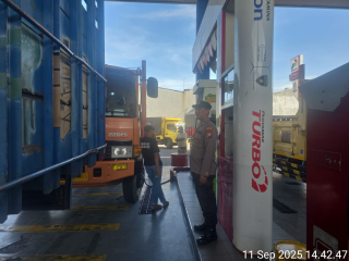 Patroli Polsek Asemrowo Pantau Stok BBM Di SPBU Margomulyo