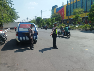 Polsek Pabean Cantikan Gelar Patroli Harkamtibmas di Jalan Bunguran untuk Antisipasi 3C