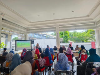 Sosialisasi Rumah Sehat untuk Pencegahan TBC di Kelurahan Takal Kedinding Berlangsung Tertib