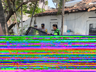 Polsek Semampir Gelar Patroli Harkamtibmas di Kampung Tangguh Sidotopo Pantau Program Ketahanan Pangan