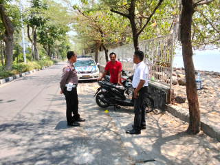 Polsek Kenjeran Gelar Patroli Harkamtibmas di Pantai Batu-Batu Kejawan Lor