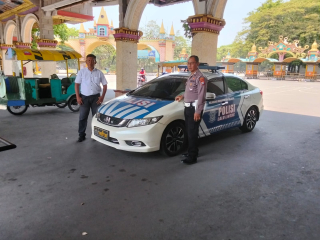 Polsek Kenjeran Laksanakan Patroli Harkamtibmas di Kawasan Wisata Kenpark Surabaya