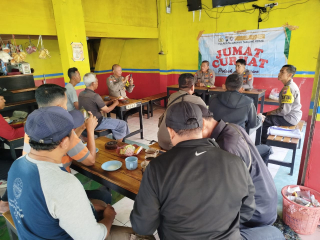 Kegiatan Jumat Curhat Polres Pelabuhan Tanjung Perak Bersama Warga Asemrowo Bahas Kamtibmas dan Keselamatan Lalu Lintas