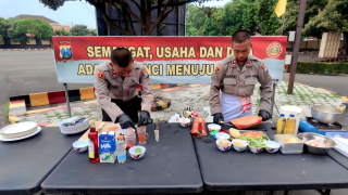 Siswa Bakomsus Tata Boga SPN Polda Jatim Unjuk Keahlian Kuliner, Ka SPN: 'Ini Bagian Dukungan Ketahanan Pangan'