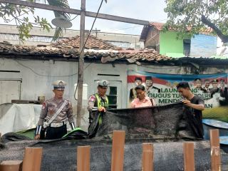 Polsek Semampir Laksanakan Patroli Harkamtibmas di Kampung Tangguh Sidotopo
