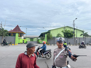 Sosialisasi Tatap Muka Satlantas Polres Pelabuhan Tanjung Perak Berjalan Lancar