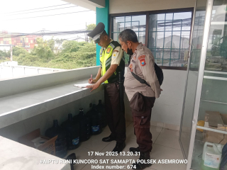 Patroli Harkamtibmas Polsek Asemrowo di Pergudangan PLN Tambak Langon Tingkatkan Keamanan dan Antisipasi 3C