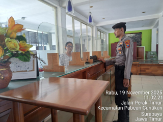 Patroli Dialogis Unit Pam Obvit Sat Samapta Polres Pelabuhan Tanjung Perak Perkuat Pengamanan Objek Vital Perhotelan