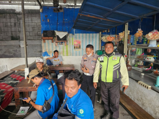 Sosialisasi Tatap Muka Ops Zebra Semeru 2025, Satlantas Polres Pelabuhan Tanjung Perak Edukasi Masyarakat