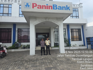 Polsek Asemrowo Lakukan Patroli Objek Vital Panin Bank Tambak Langon
