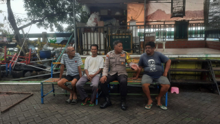 Bhabinkamtibmas Morokrembangan Sambang Warga Gadukan Utara, Ajak Warga Waspadai Curanmor
