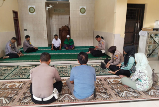 Kamis Binrohtal Polsek Kenjeran Tingkatkan Keimanan dan Integritas Personel