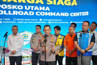 Kapolri dan Menhub Tinjau Kesiapan Pengamanan Nataru di JMTC Bekasi