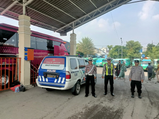 Polsek Semampir Tingkatkan Patroli Harkamtibmas Di Kawasan Wisata Religi Sunan Ampel