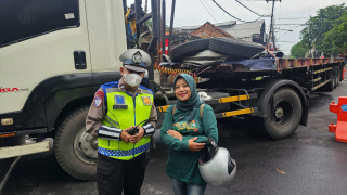 Satlantas Polres Pelabuhan Tanjung Perak Gelar Sosialisasi Tatap Muka KRYD Pasca Ops Lilin Semeru 2025