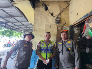 Satlantas Polres Pelabuhan Tanjung Perak Gencarkan Sosialisasi Tatap Muka Tertib Berlalu Lintas
