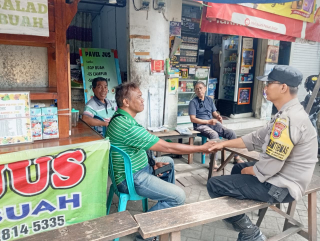 Bhabinkamtibmas Nyamplungan Intensifkan Patroli Dialogis, Ajak Warga Perkuat Keamanan Lingkungan