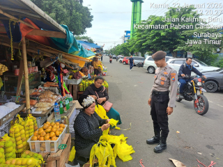 Sat Samapta Polres Pelabuhan Tanjung Perak Intensifkan Patroli Hunting System di Pasar Ujung Demi Jaga Stabilitas Kamtibmas